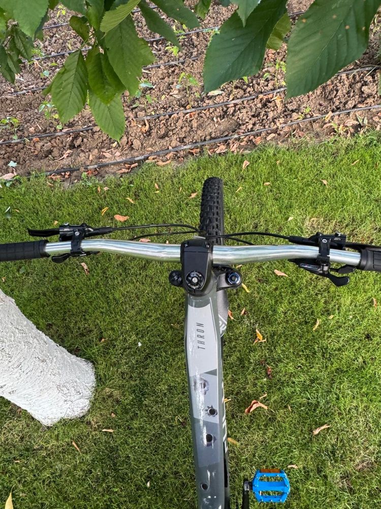 Bicicleta Full Suspension Focus Thron 6.8 2024