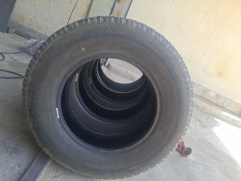 Гуми 205/75/16c  Ласса