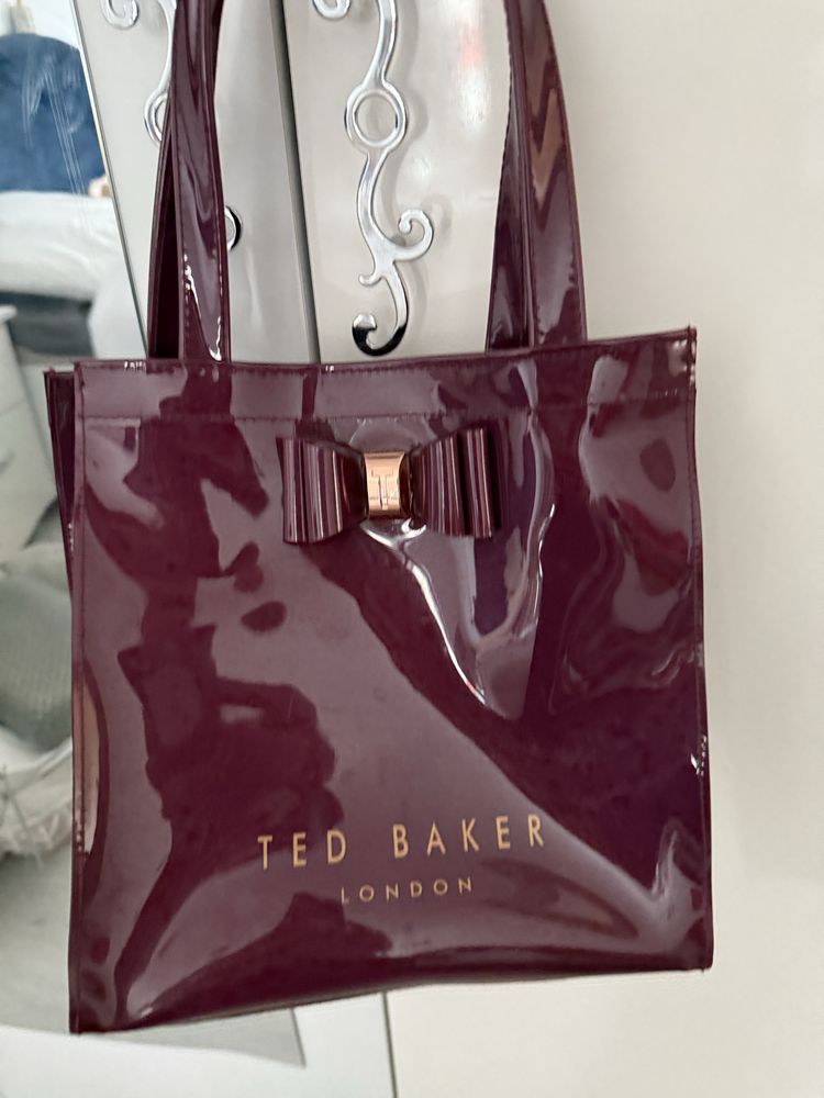 Ted Baker чанта