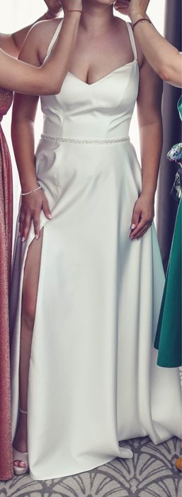 Vand rochie de mireasa