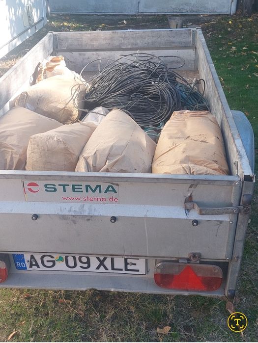 Vând remorcă Stema, 750 kg, cu sistem de frânare.