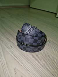 Curea Louis vuitton