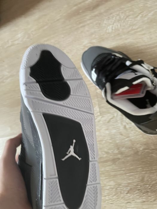 Jordan 4 retro fear
