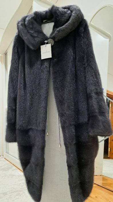 Шуба норковая новая производство Россия ..состояние отличное