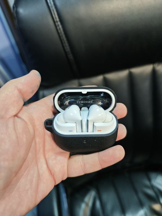 Căști Samsung Buds 3 Pro