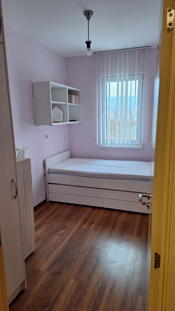 Дава се под наем Тристаен апартамент в Пловдив, Кючук Париж - 98 кв.м за 400 € - Снимка #6