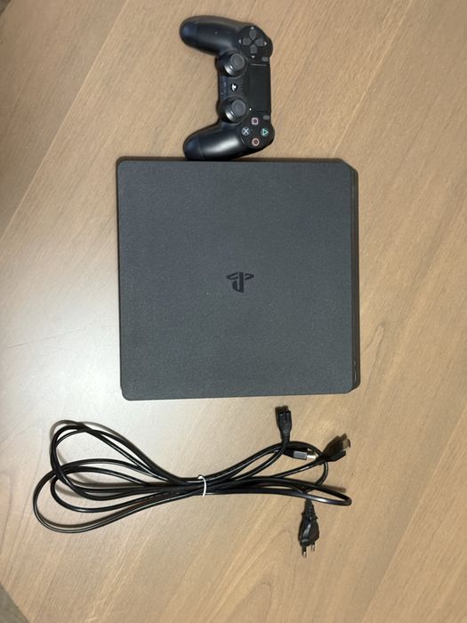Ps4 + consola + cabluri