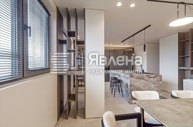 Продава се Тристаен апартамент в Варна, Център - 116 кв.м за 3121 €/кв.м - Снимка #4