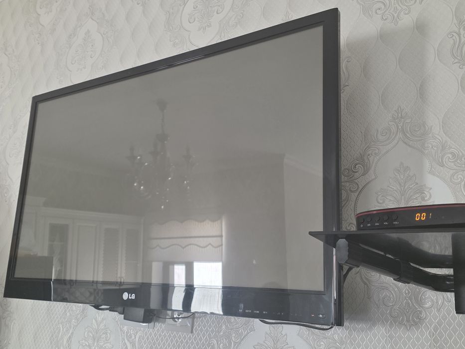 Телевизор модель LG