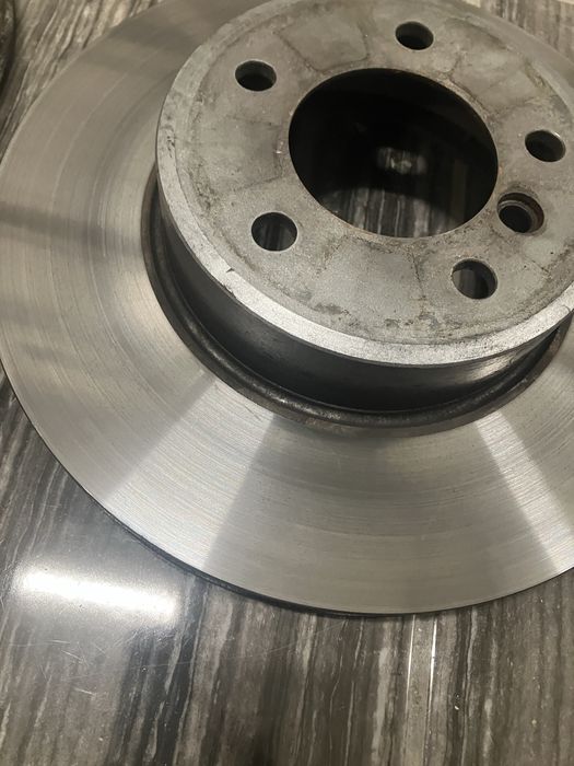 Предни Дискове bmw е60 324мм