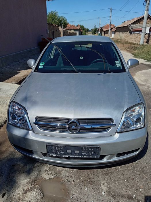 Продавам opel vektra c 2005