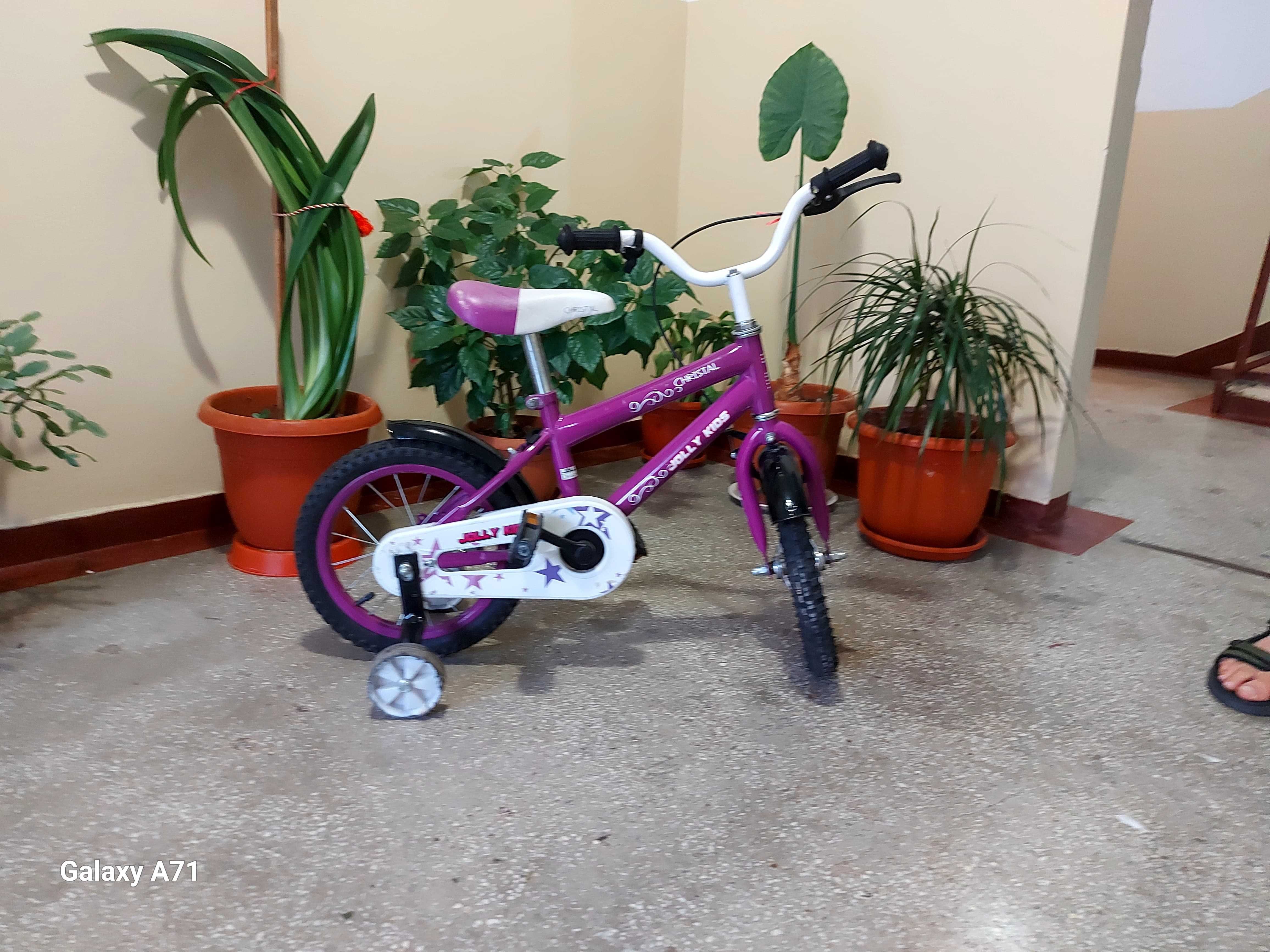 Bicicleta copii 3-6 ani, puţin folosită, stare foarte bună