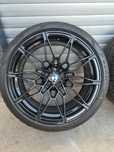 Jante originale Bmw M 4 M3 style M826 cu anvelope pirelli