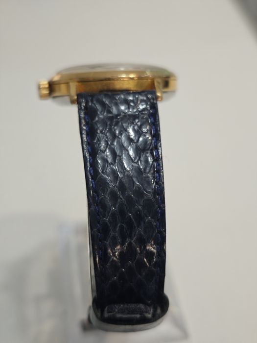 VULCAIN cricket calendar alarma