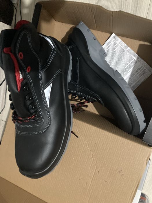 Зимни работни боти