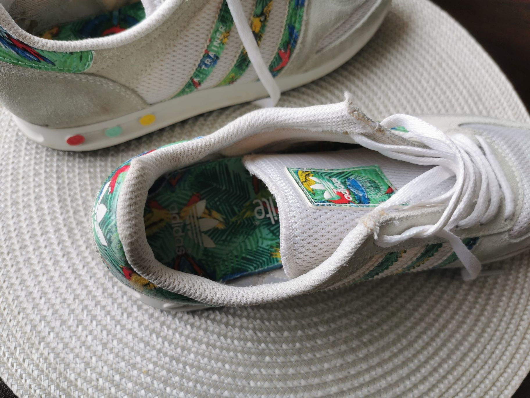 Адидас маратонки adidas la trainers нр 38