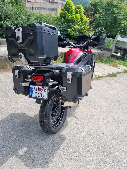 Honda vfr 1200x vand(schimb cu auto cutie automata)