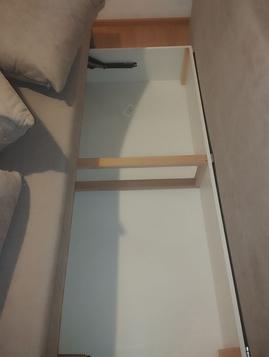 De vânzare canapea extensibila 160/200