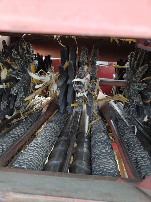 Vand culegatoare de porumb