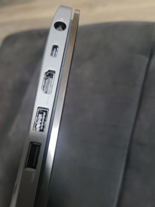 Dell Latitude 7490 ,procesor i7 gen 8