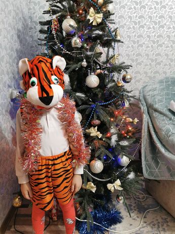 Продам новогодний костюм тигренка