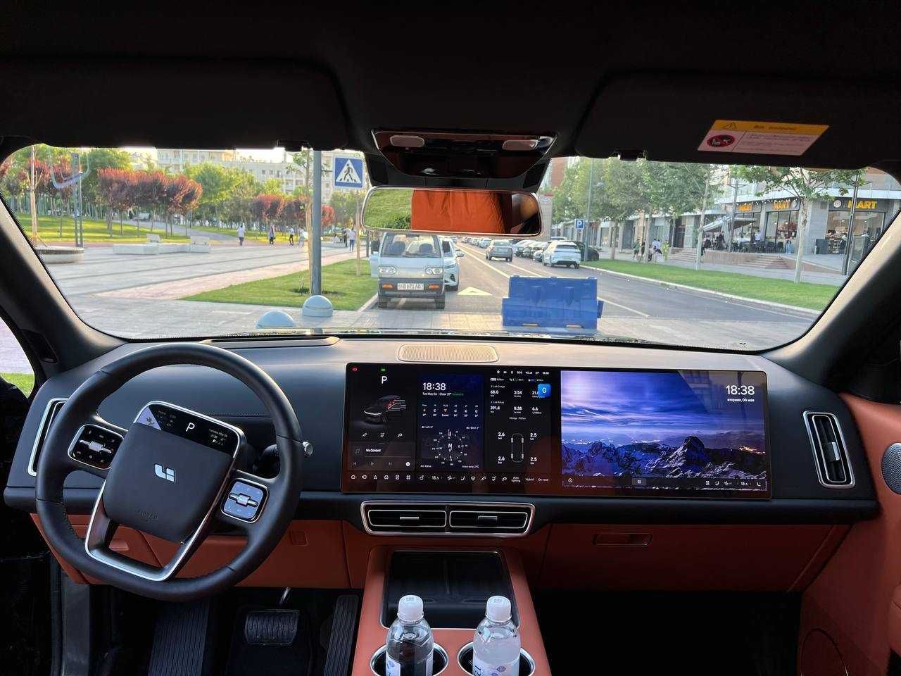 Lixiang L9 Ultra notarius 0 probeg