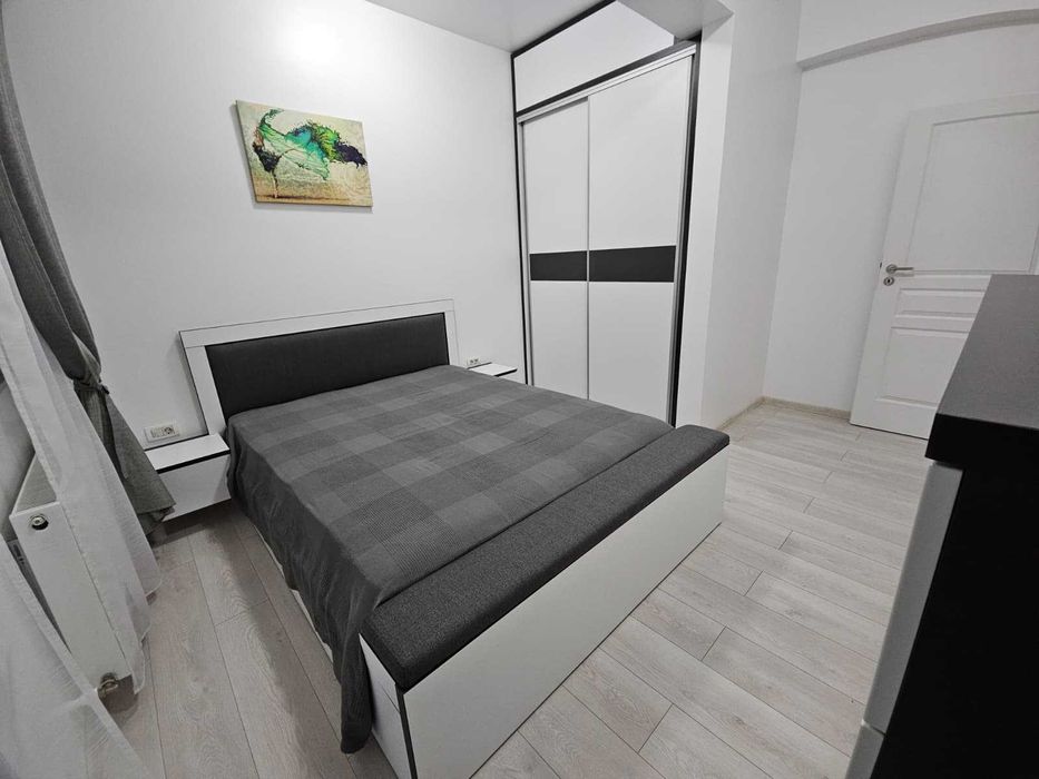 Campus , 3 camere decomandat, termen lung, loc parcare acoperit