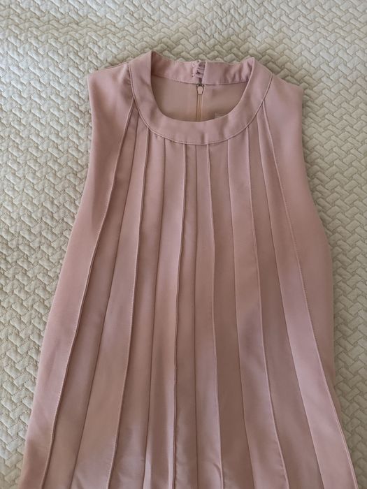 Рокля в розово Lucy