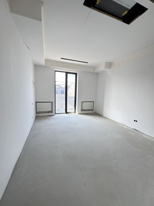 Продается Евро Дом на Амир Тимура 5 сот 10 ком 3 уровнья 80% ремонт