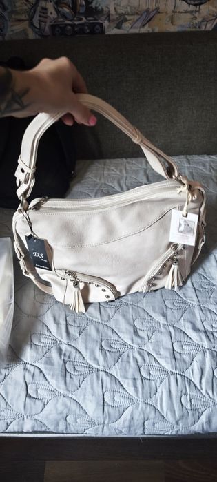 Продам женскую сумку американскую