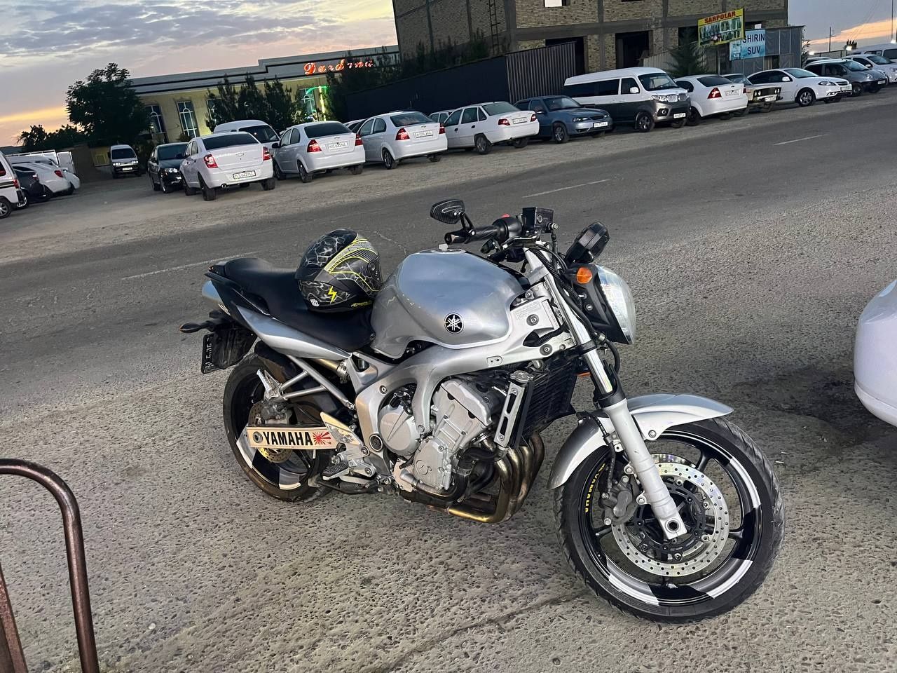 Продаются Yamaha fz6s