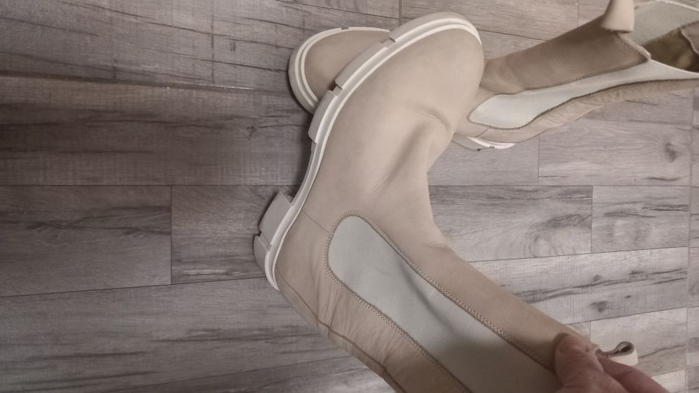 Боти естествена кожа