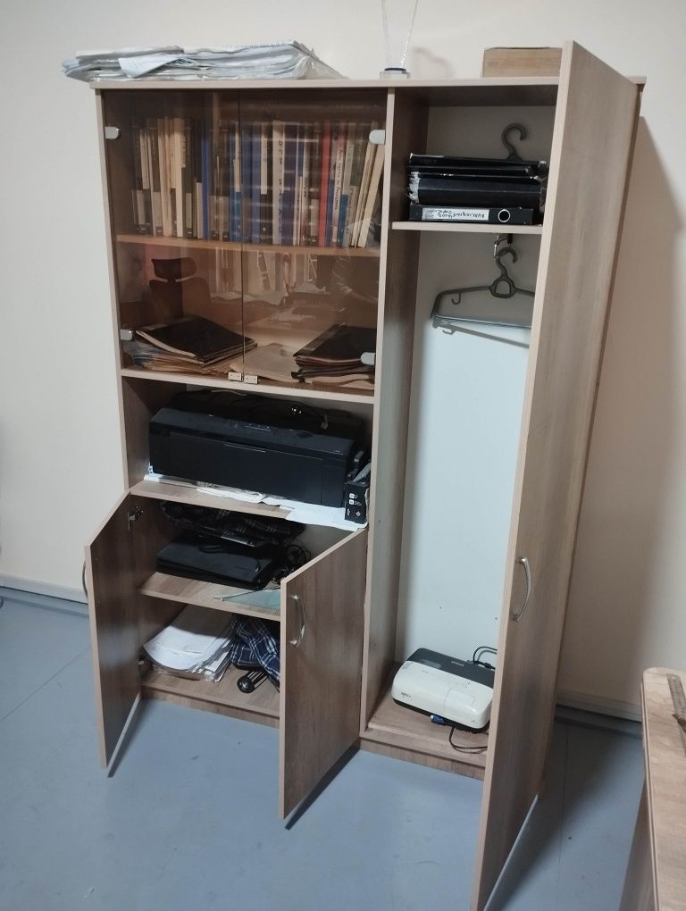 Продается Шкаф бу