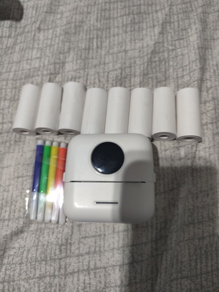 Vând mini imprimantă 100 RON