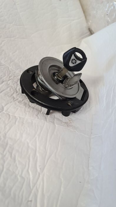 Sa pilot  pasager Yamaha R6 2003 2005 buson rezervor cheie 2006
