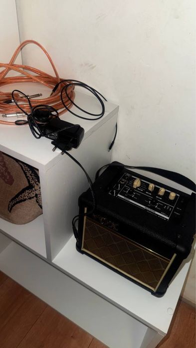 Комбоусилитель vox