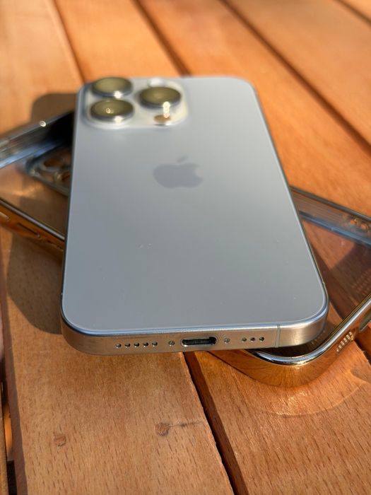 Iphone 15 pro nou
