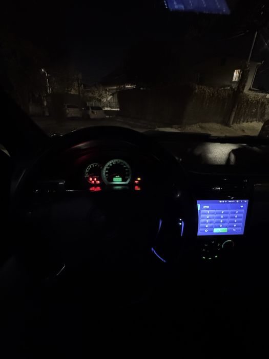 Ласетти 1.8 сотилади!