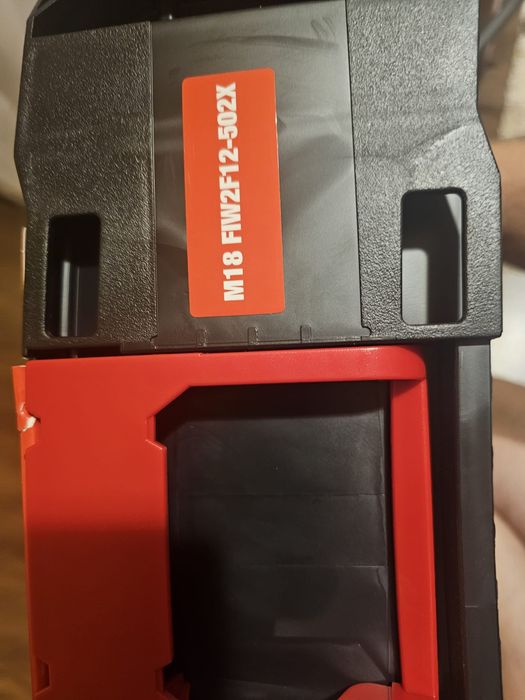 Pistol impact Milwaukee M18FIW2 12, acumulatori+încărcător