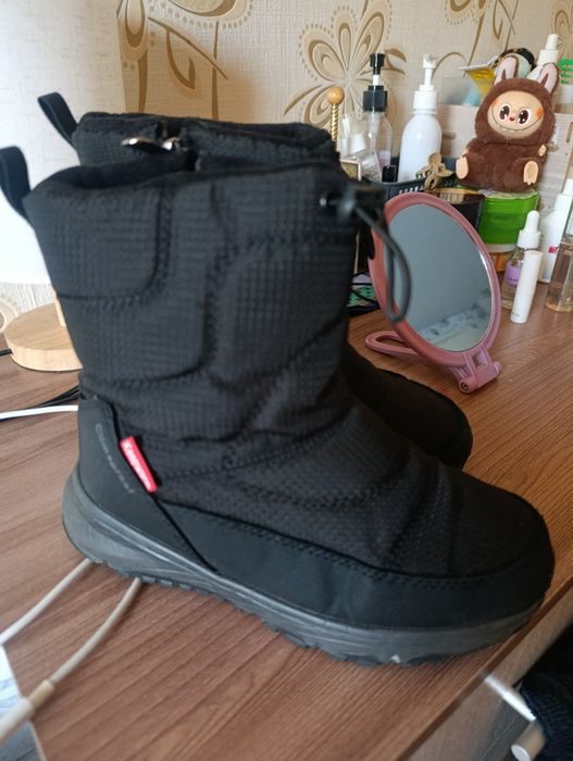 Зимняя обувь 36р и куртка 146-152см