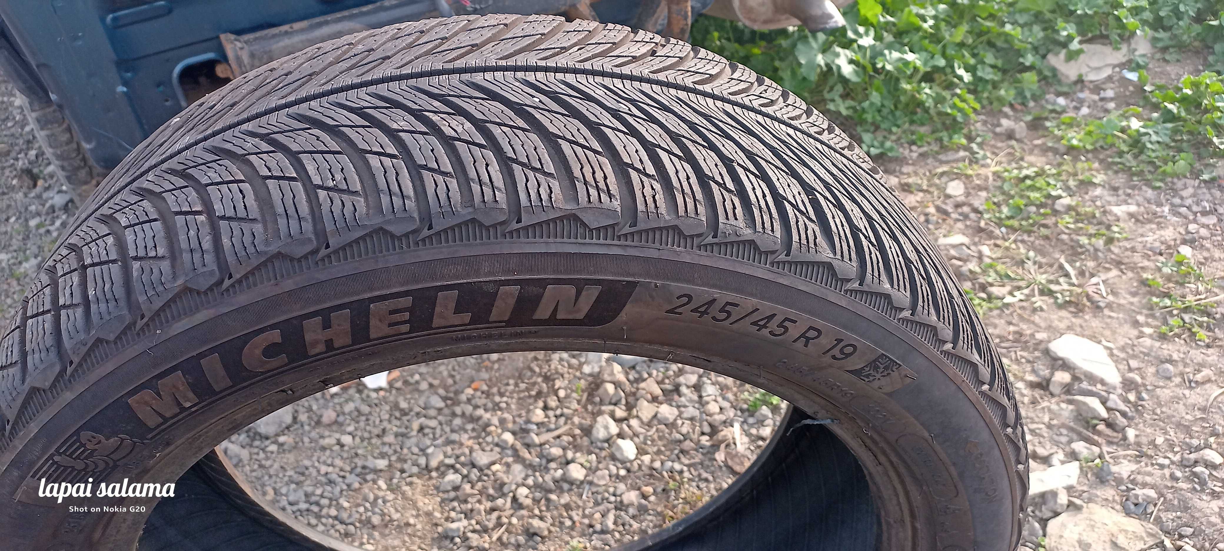 Нови гуми за кола 245/45-R19. Марка MICHELIN.!! 70 на  бройка