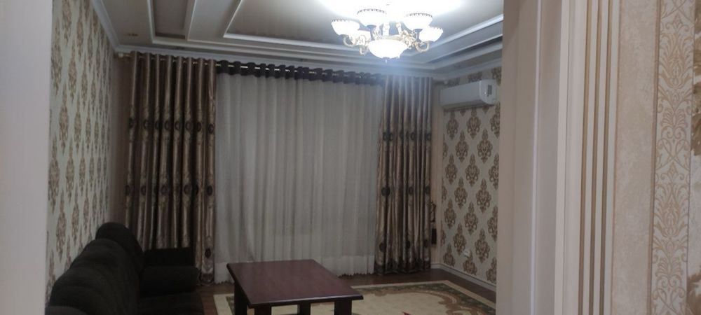 Квартира арендага берилади каршида ески шахар кола магазин  3 хонали