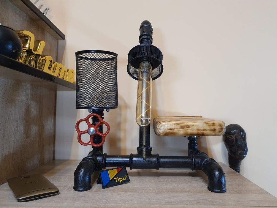 veioza/lampa steampunk, stil industrial, fitinguri fonta, handmade