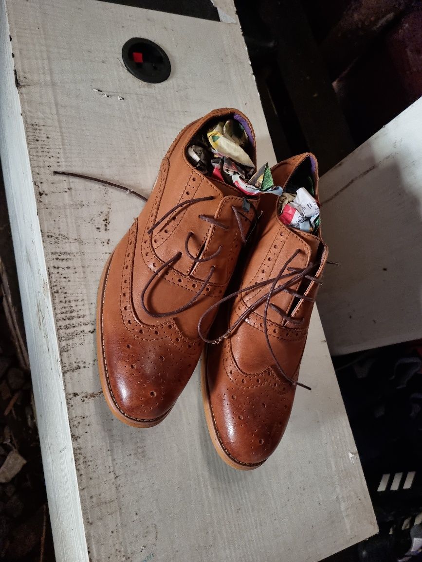 Pantofi xe barbati