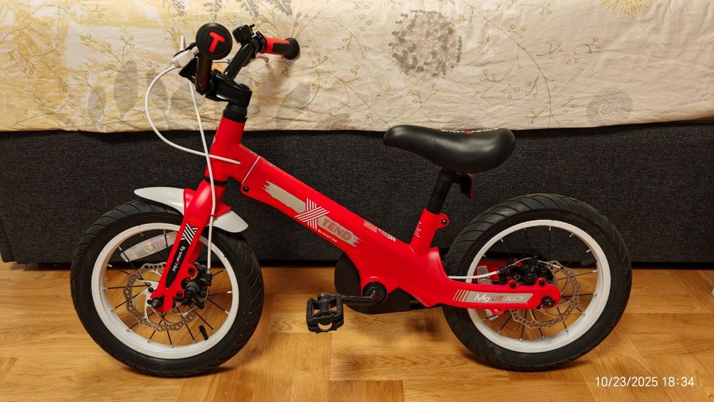 SmarTrike Xtend 3v1 баланс и педали