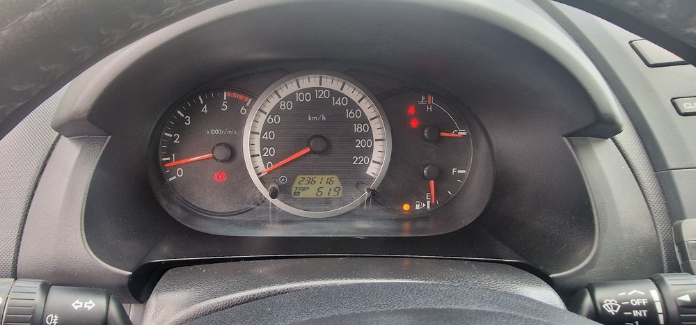 Vând/Schimb Mazda 5 , 7 locuri