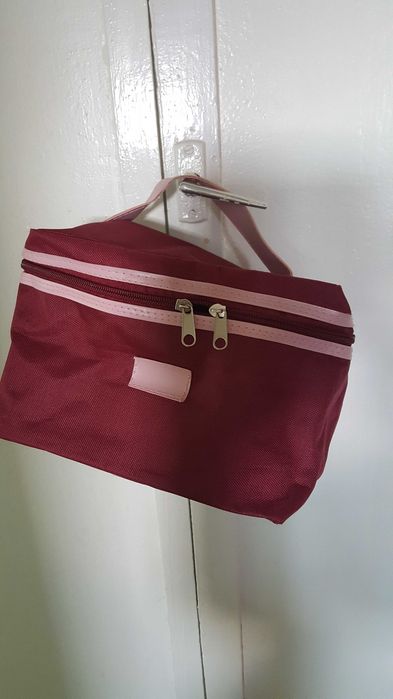 Vând genți, poşete diferite modele