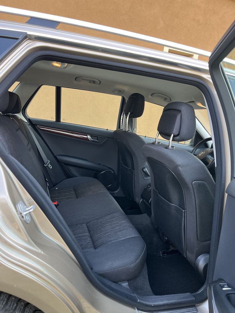 Mercedes-Benz C350