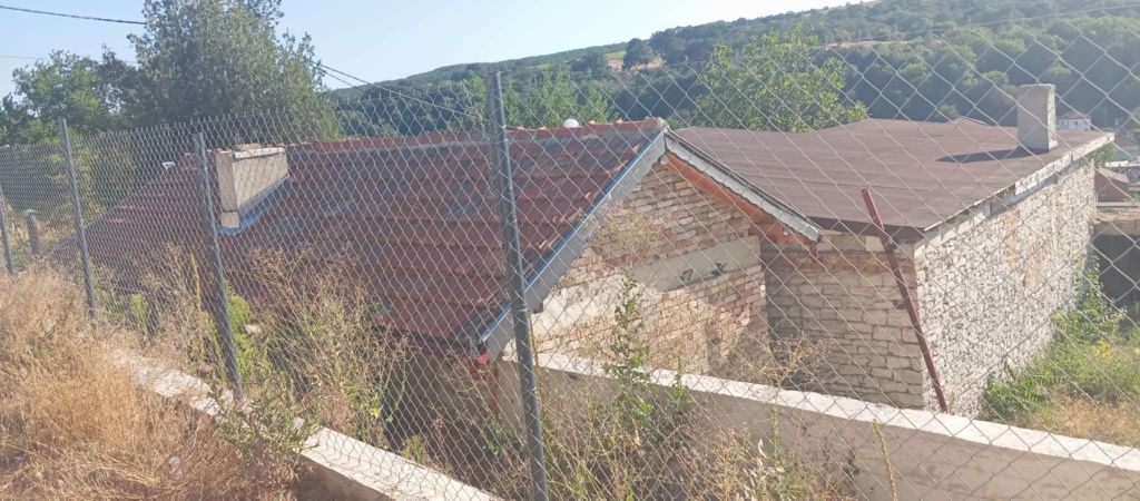 Продавам къща в с.Константиново обл Варна от собственик