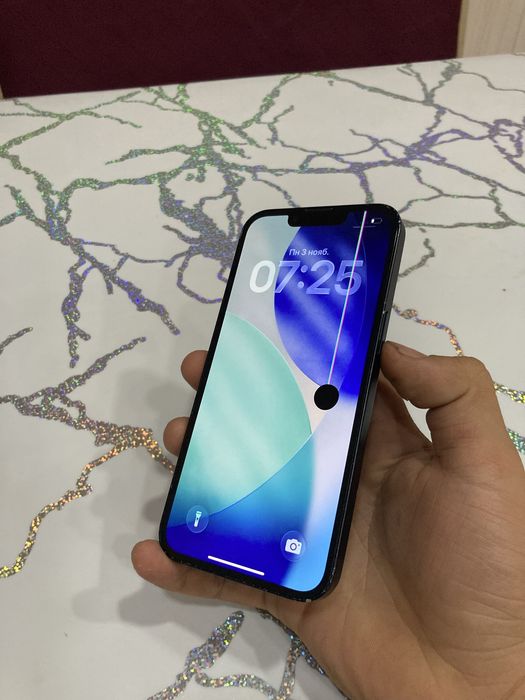 Продаю айфон 14